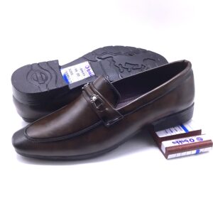 O BAKKA JIMMY CHOO KE 325.00